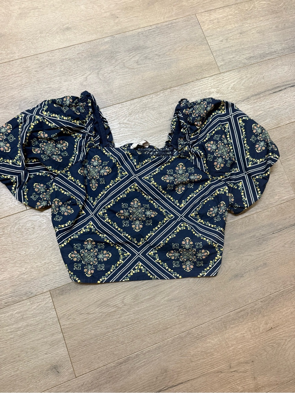 LOFT Navy Floral Bandana Print Puff Sleeve Top